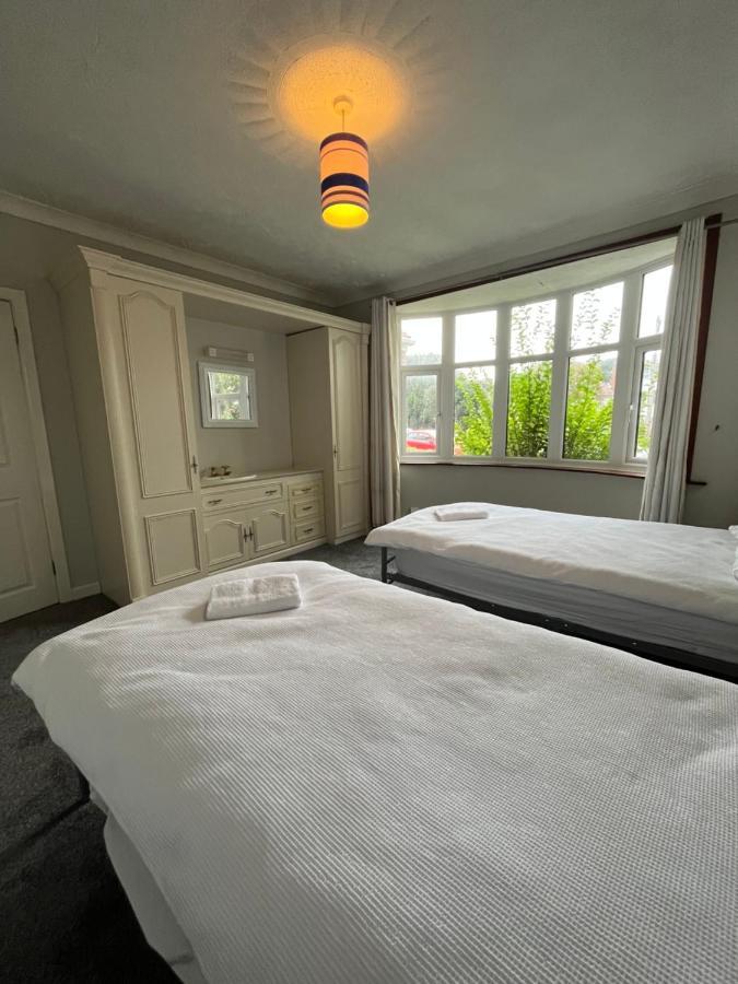 Villa 19A Stourwood Avenue à Bornemouth Extérieur photo